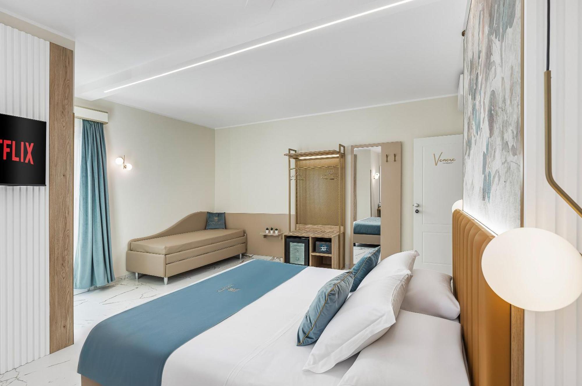 La Casa Delle Dee - Self Check-In Otel Bolonya Dış mekan fotoğraf